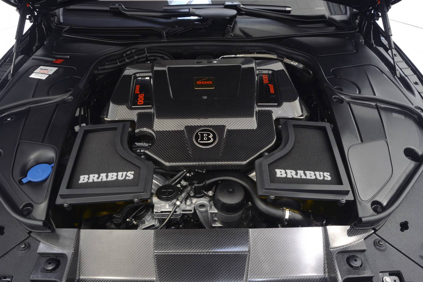 Brabus представил Mercedes Rocket 900 Coupe
